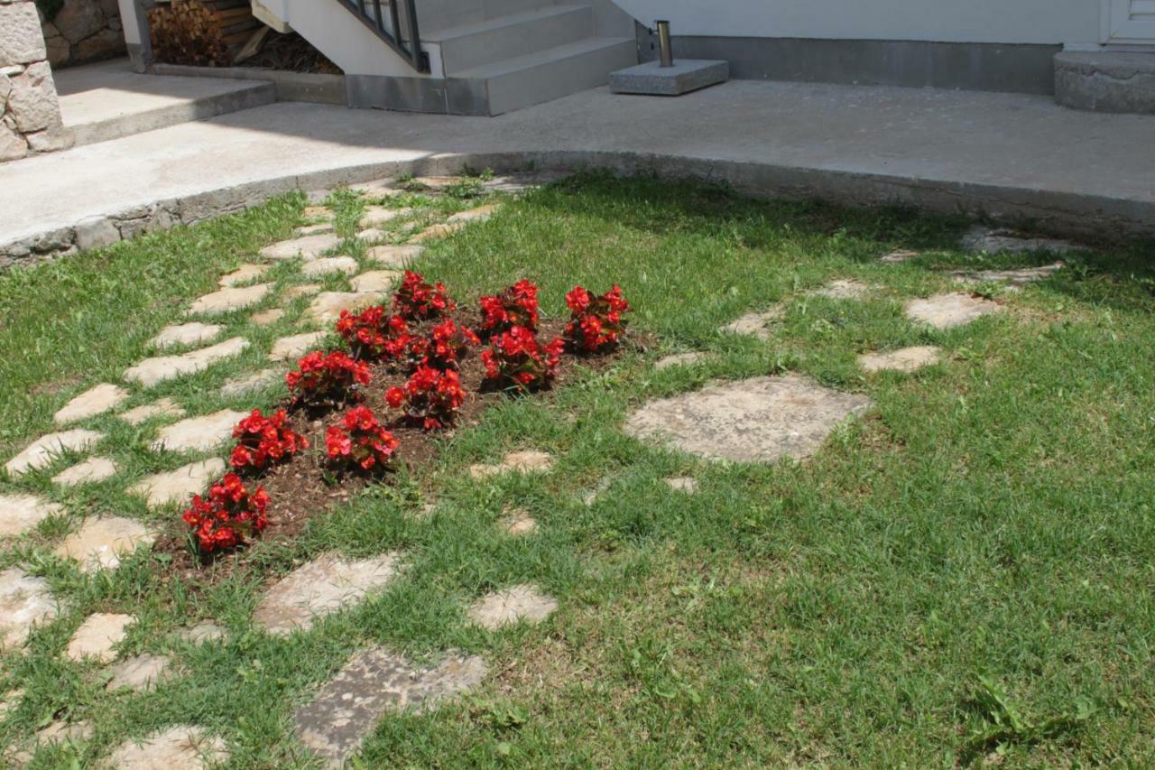 Apartmani "Mali Mago" Tribalj Kültér fotó