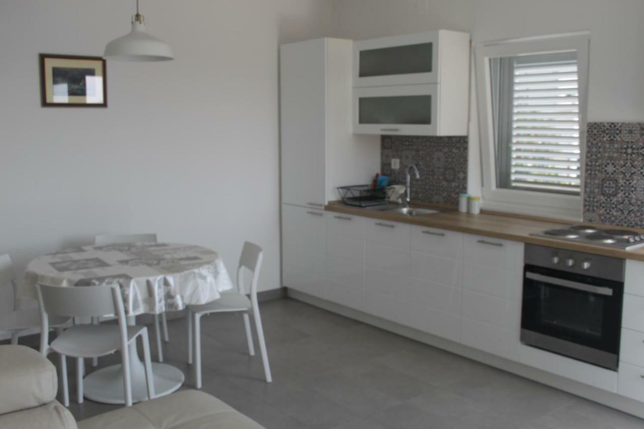 Apartmani "Mali Mago" Tribalj Kültér fotó