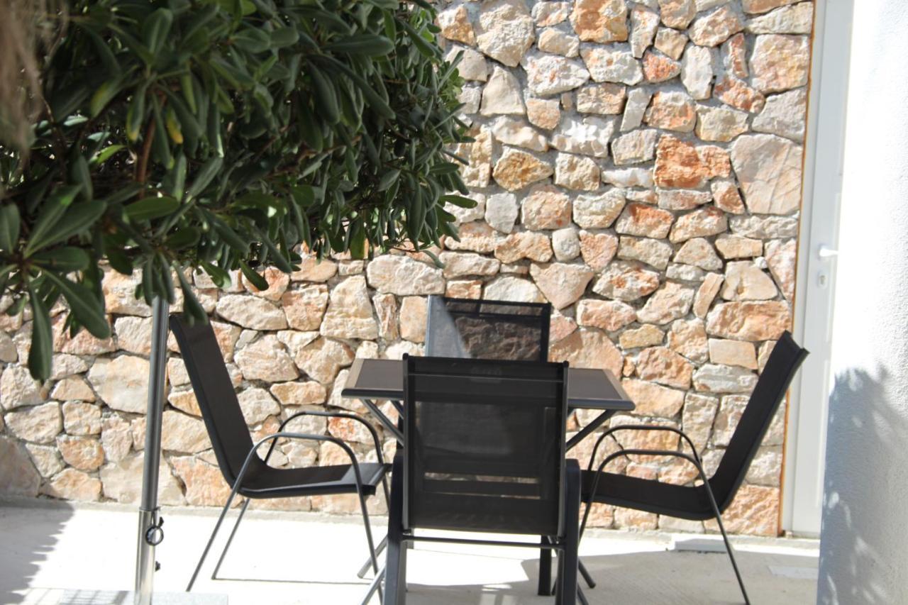 Apartmani "Mali Mago" Tribalj Kültér fotó